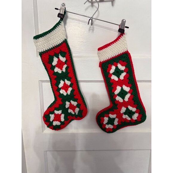 VTG Set of 2 Contrasting Colors Crocheted Small Holiday Christmas Stockings - Picture 4 of 4